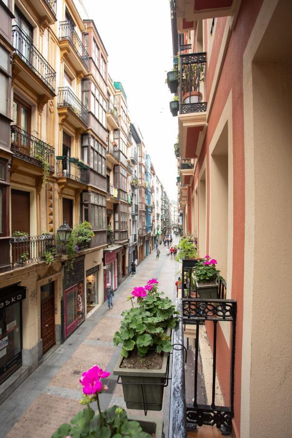 Acogedor Apartamento En El Centro Del Casco Viejo Apartamento Bilbao Exterior foto
